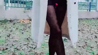赛琳娜的黄金完整翻译版中文-直播 火辣身材的娜扎【沙滩上的贝壳酱】!